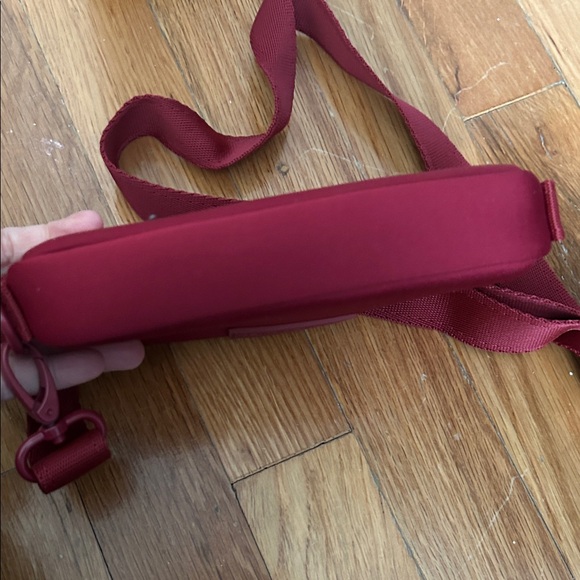 Sephora x Dagne Dover Women's Red Crossbody Bag - Picture 4 of 5